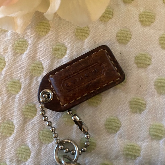 🌿Vintage Coach Wristlet🌿 - Picture 2 of 7